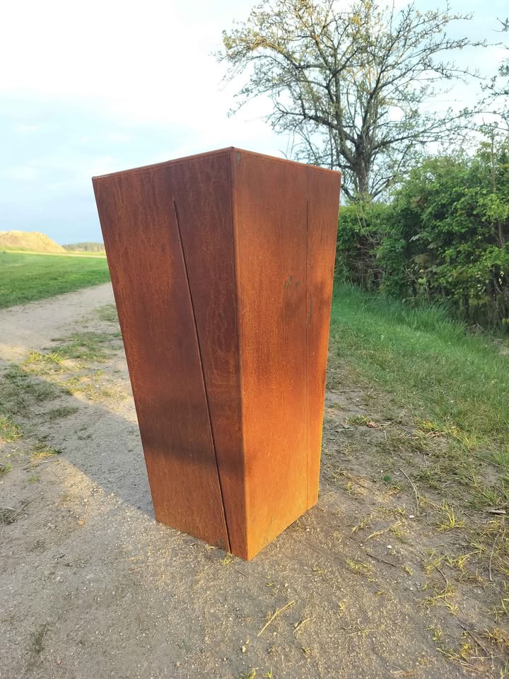 Hög Blomkruka Corten